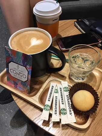 Starbucks Reserve Nha Tho